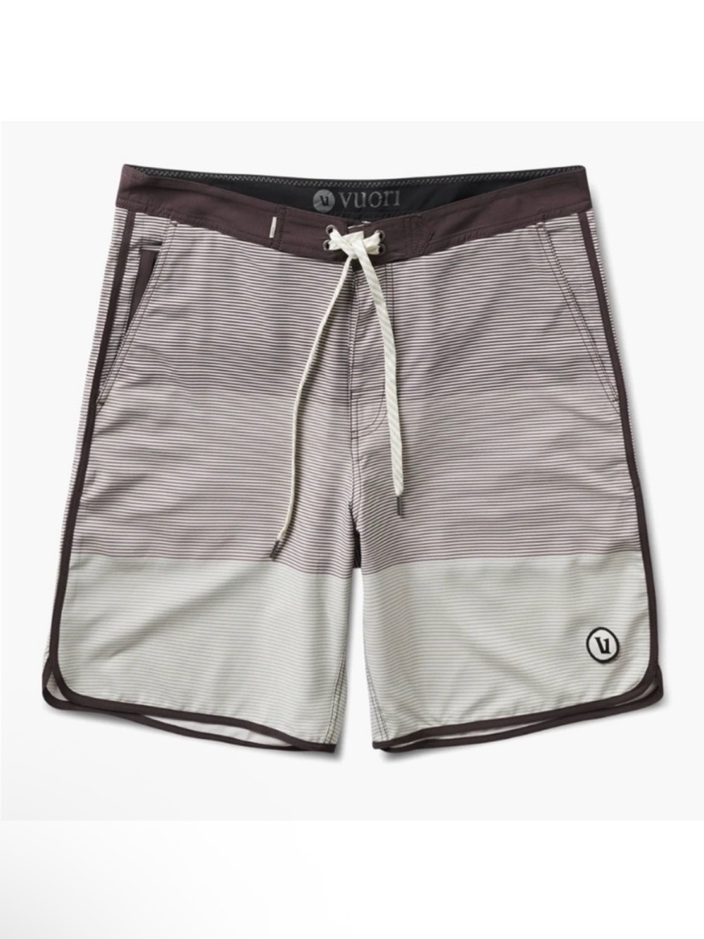 Vuori Men's Cruise Boardshorts in Smoke Wave Size 34